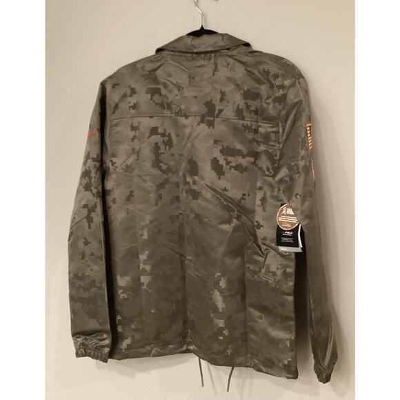 New England Patriots Men's Medium Nike Button Down Camouflage Coat Jacket NWT - Picture 2 of 7
